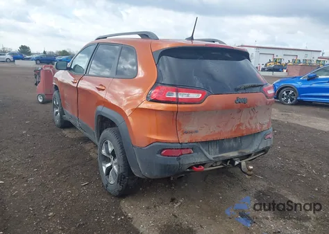 2016 Jeep Cherokee Trailhawk from USA, damaged, VIN 1C4PJMBSXGW112992